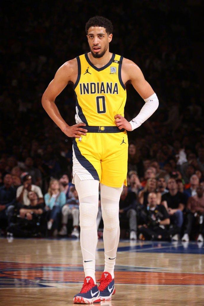 确认赛季报销！哈利抢七大战拼断跟腱，最终还是没拿到总冠军