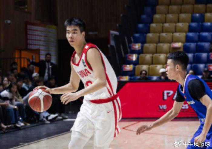 男篮15岁天才被NBA“盯上”？下一个丁彦雨航：中国队未来锋线靠他？